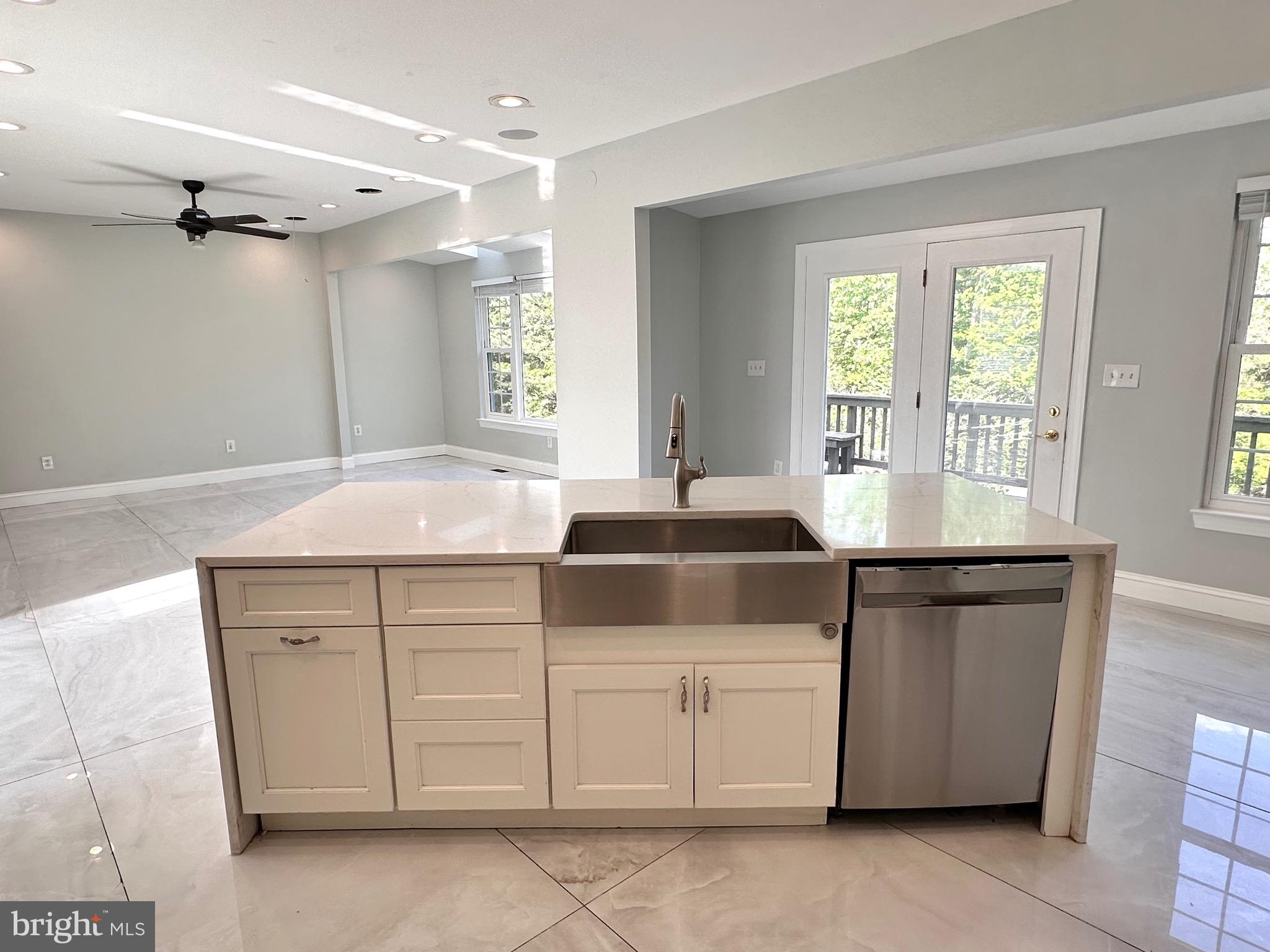 6137 DEER RIDGE TRAIL