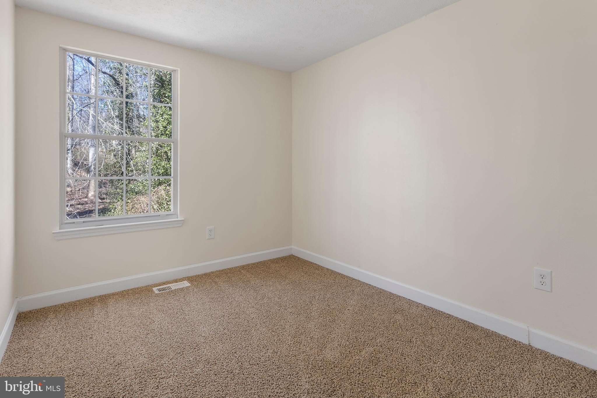 CHESAPEAKE LIGHTHOUSE - Residential