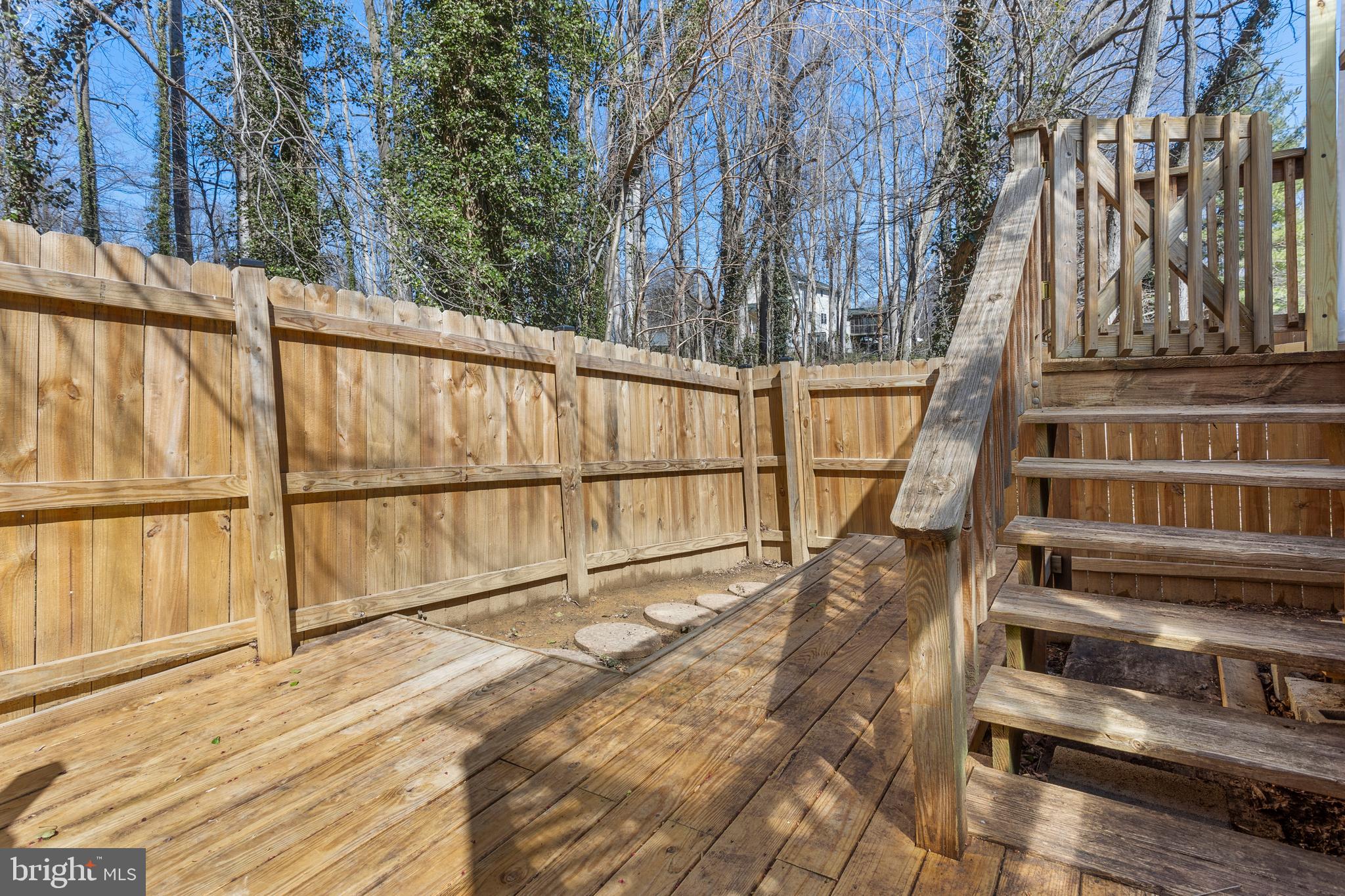 CHESAPEAKE LIGHTHOUSE - Residential