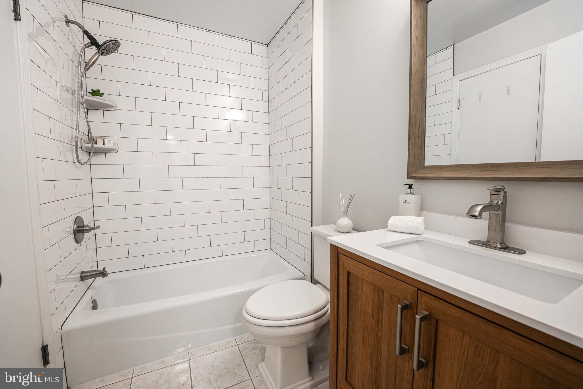 BURKE CENTRE - Residential