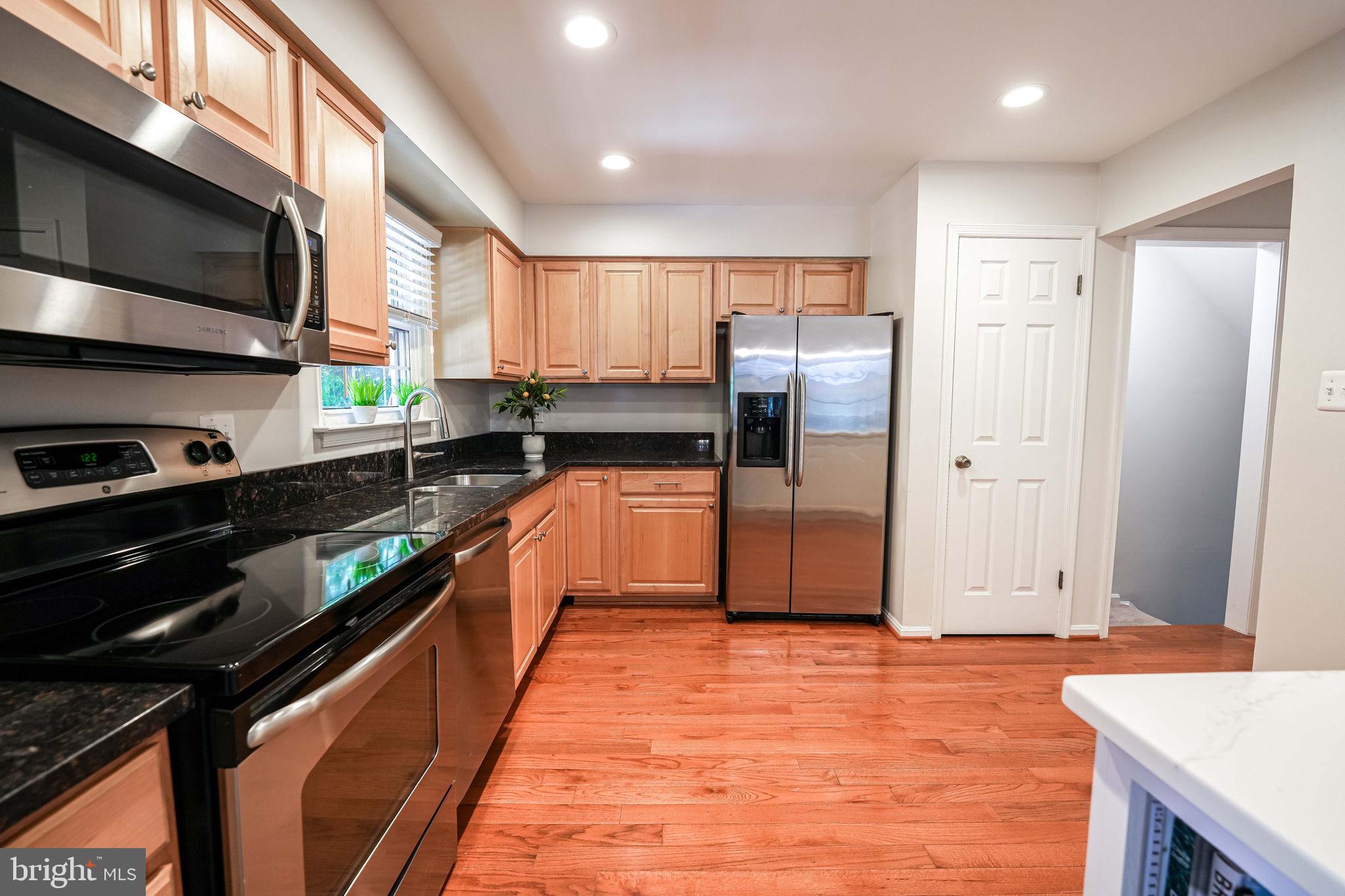 BURKE CENTRE - Residential