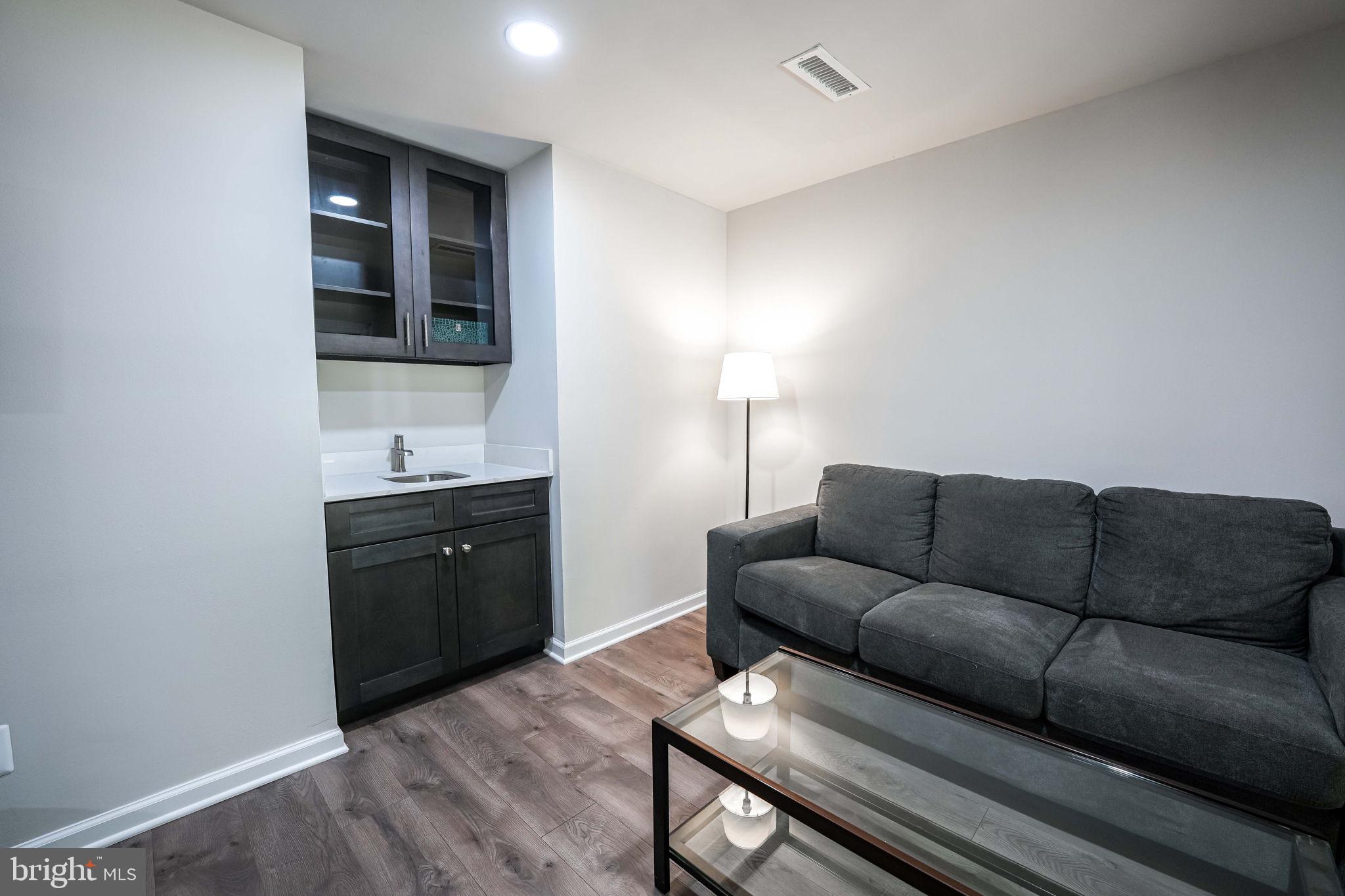 BURKE CENTRE - Residential