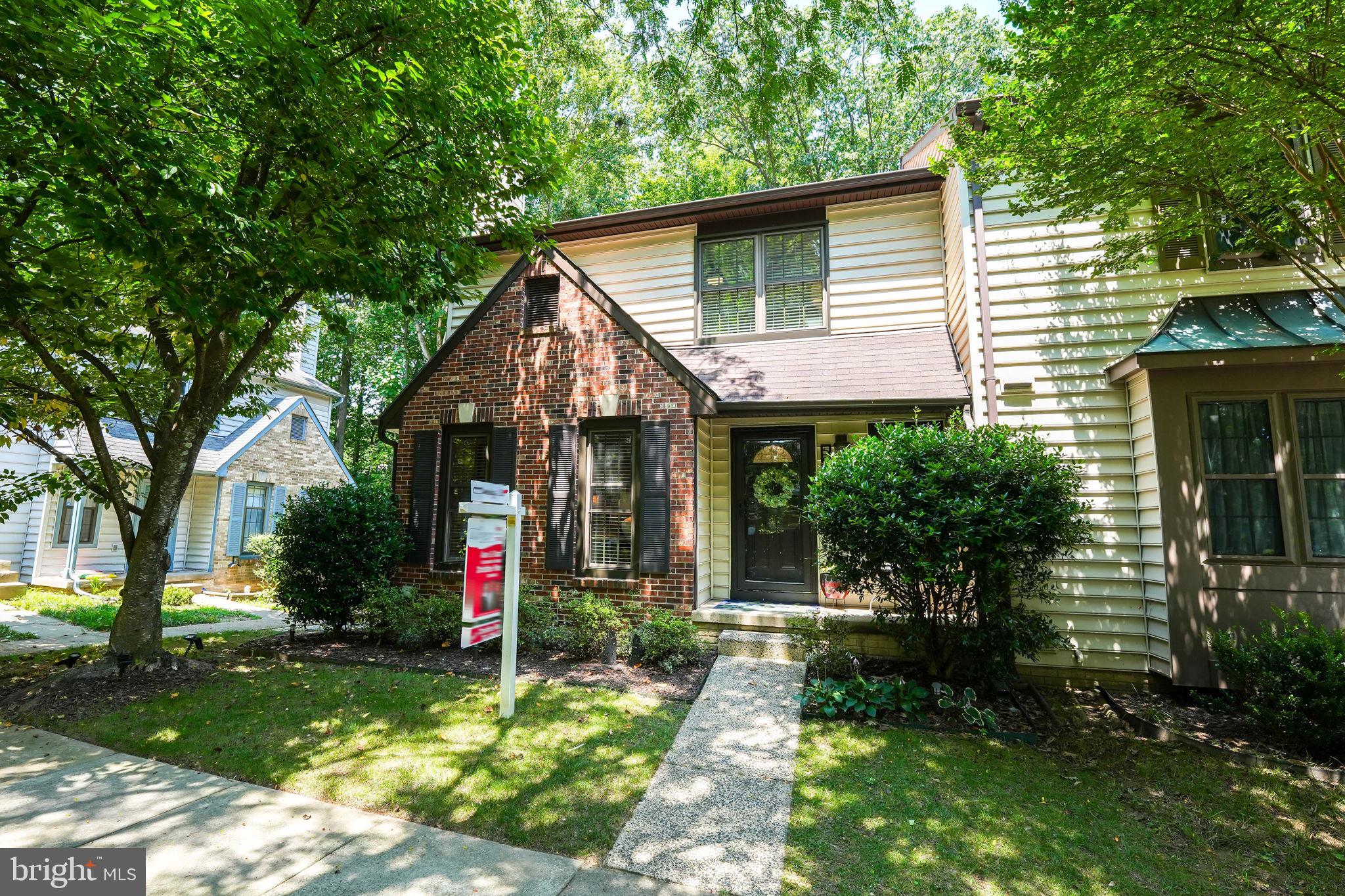 BURKE CENTRE - Residential