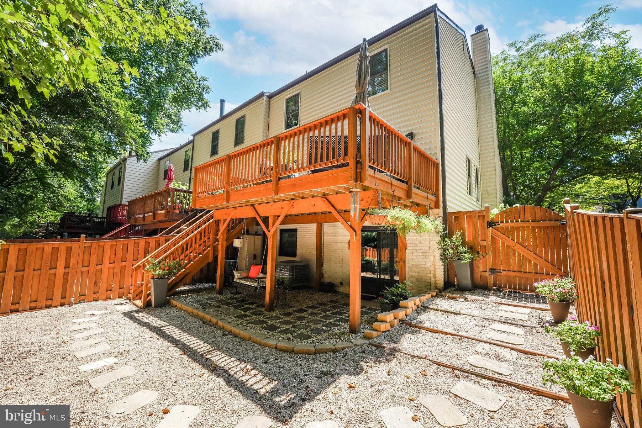 BURKE CENTRE - Residential