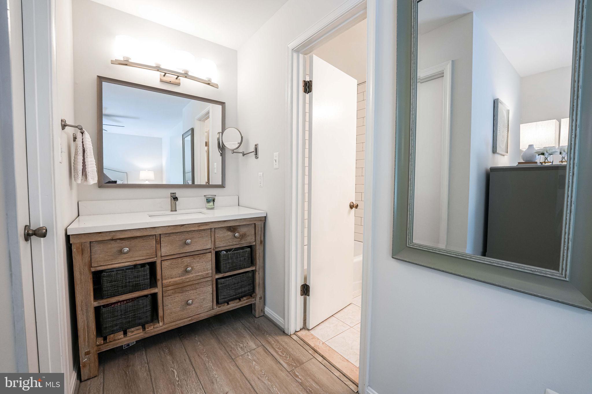 BURKE CENTRE - Residential