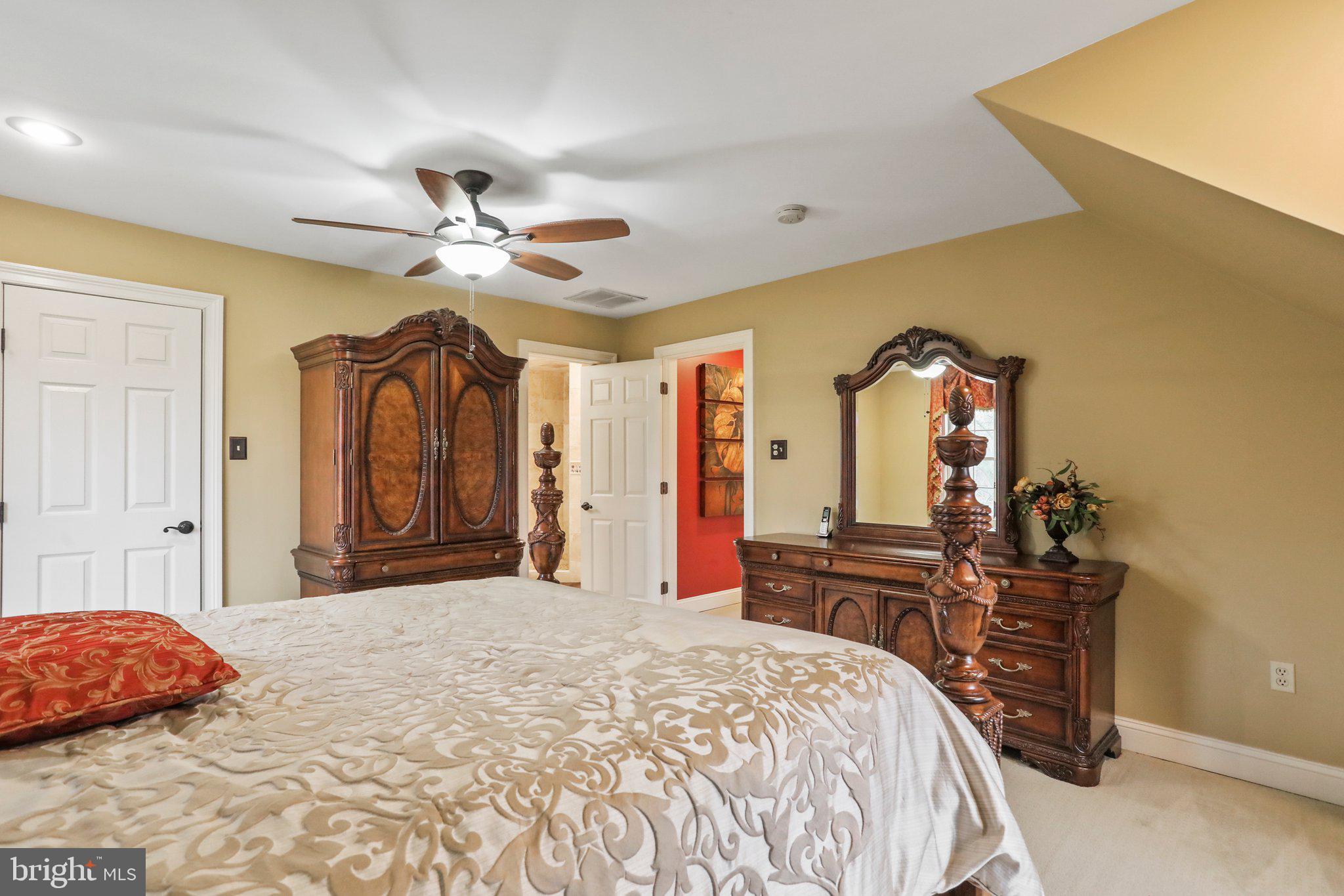 DEER MOUNTAIN ESTATES - Residential Lease