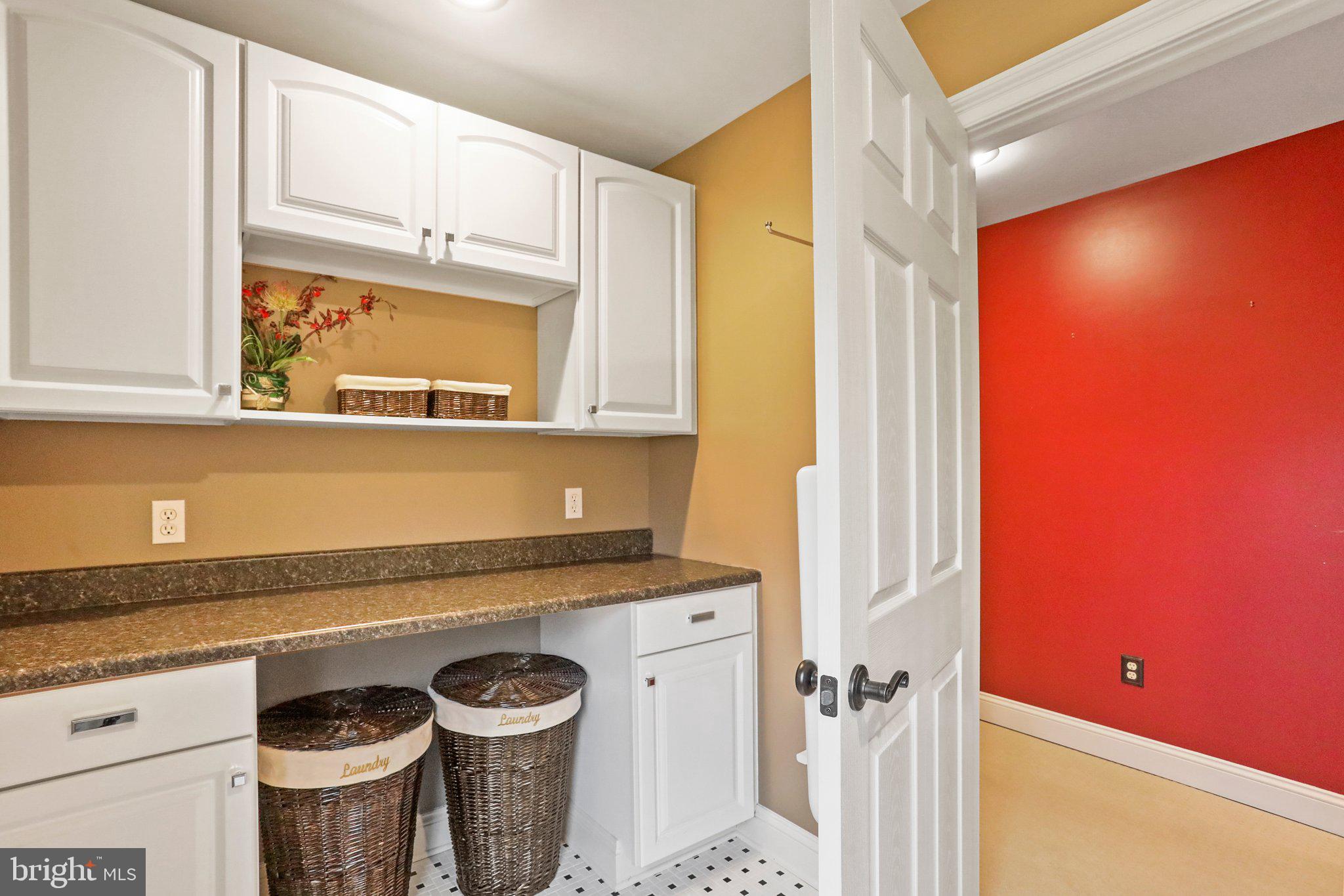 DEER MOUNTAIN ESTATES - Residential Lease