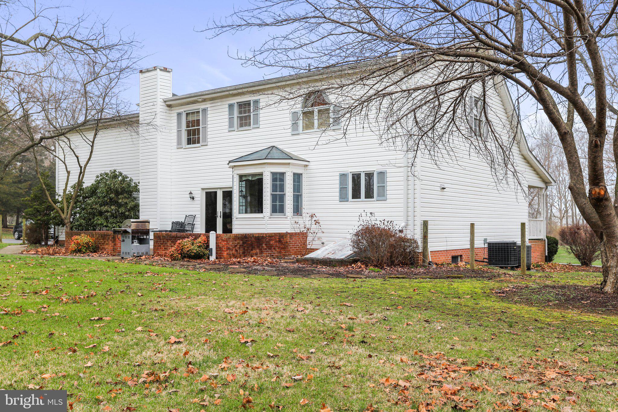 DEER MOUNTAIN ESTATES - Residential Lease