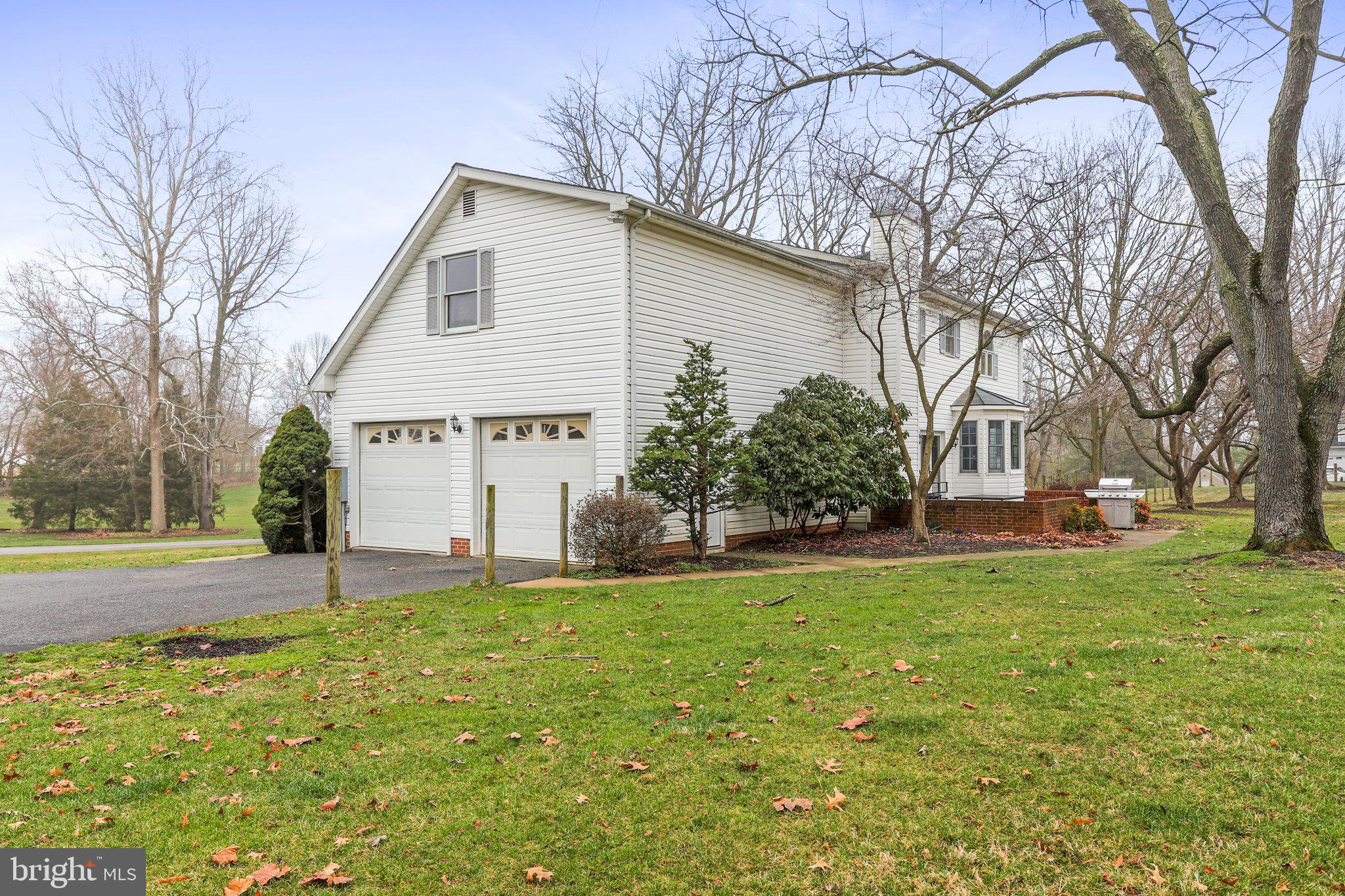 DEER MOUNTAIN ESTATES - Residential Lease