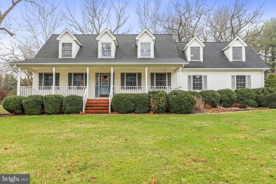 Beautiful, large home for rent on 1.44 acres in Harpers Ferry! Established neighborhood with mature trees, close to historic Harpers Ferry. Enjoy the spring breezes from the front porch. Attached garage and paved driveway provide plenty of parking. Large yard and rear patio as well for your enjoyment! Inside, you'll love the hardwood floors, the large kitchen, and the upstairs laundry room! Work from home in the main level office space using highspeed internet available through Comcast/Xfinity. Available immediately. Owner will consider supplying the home furnished and/or for a short-term lease for the right price--contact agent to discuss.  

Lease Details: Pets on a case by case basis, with pet rent. No smoking. Apply through RentSpree; $38 application fee. Must have 650+ credit score, no past evictions, good references, collective income must be 3x monthly rent, and pass the background check. Applicants with no past rental history may still be considered if they have a 700+ credit score and all other minimum qualification standards are met. A lower credit score may be considered on a case by case basis if all other minimum qualification standards are met and the applicant otherwise has a verifiable history demonstrating financial responsibility.
Equal Housing Opportunity.