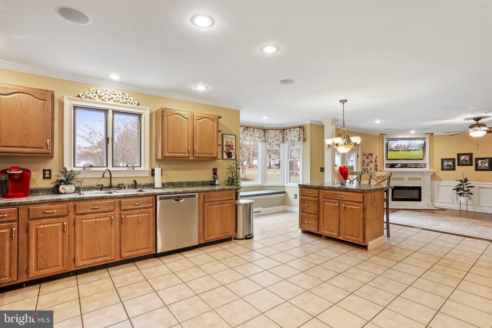 DEER MOUNTAIN ESTATES - Residential Lease