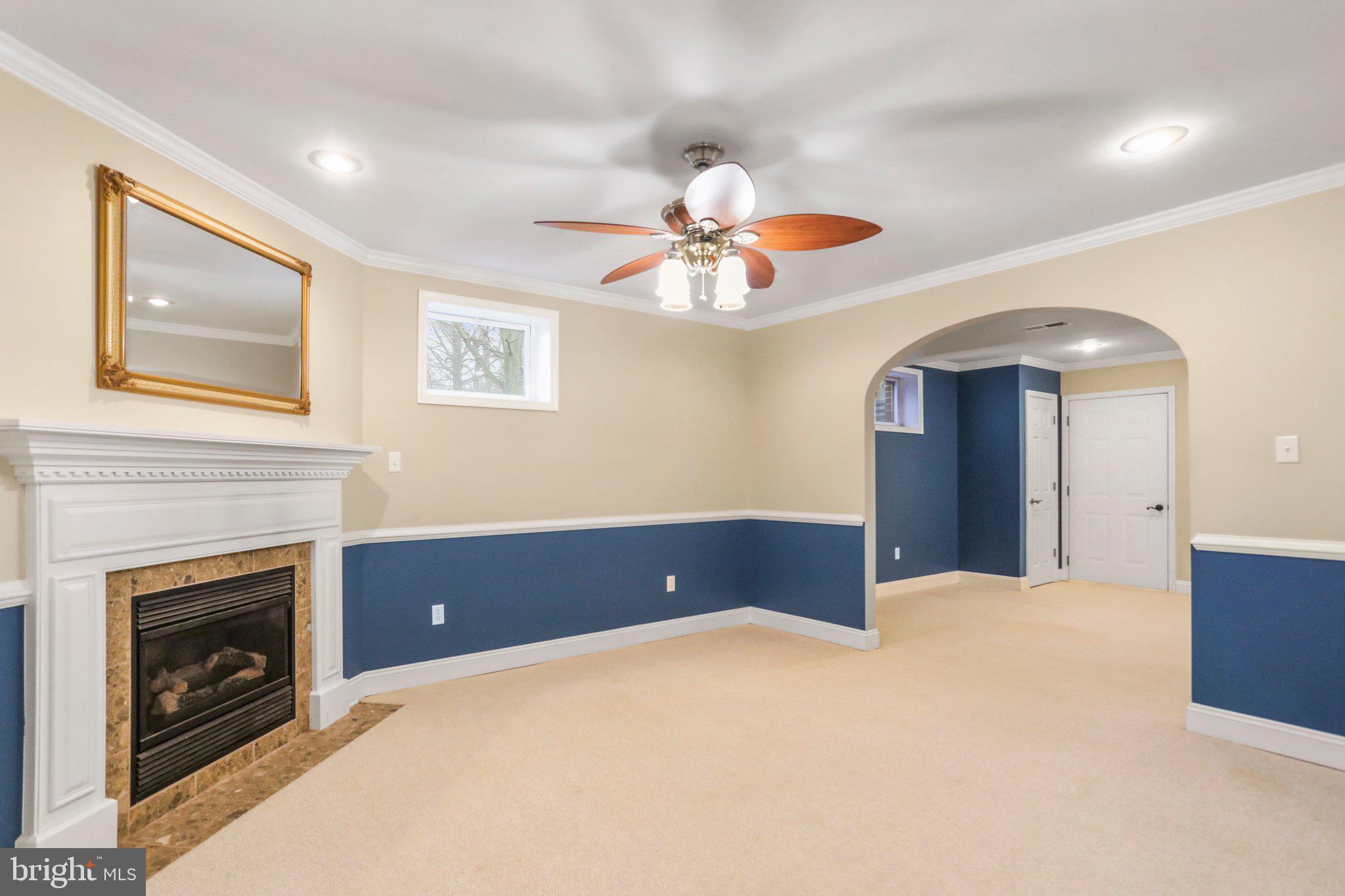 DEER MOUNTAIN ESTATES - Residential Lease