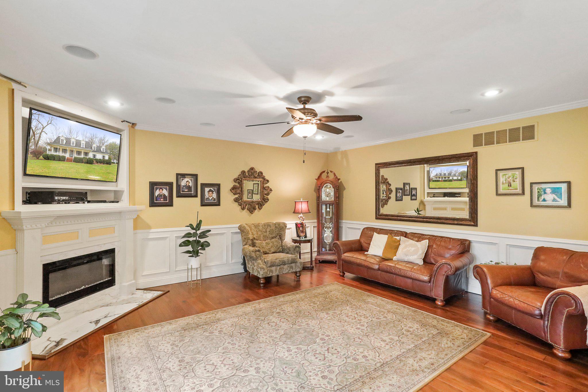 DEER MOUNTAIN ESTATES - Residential Lease