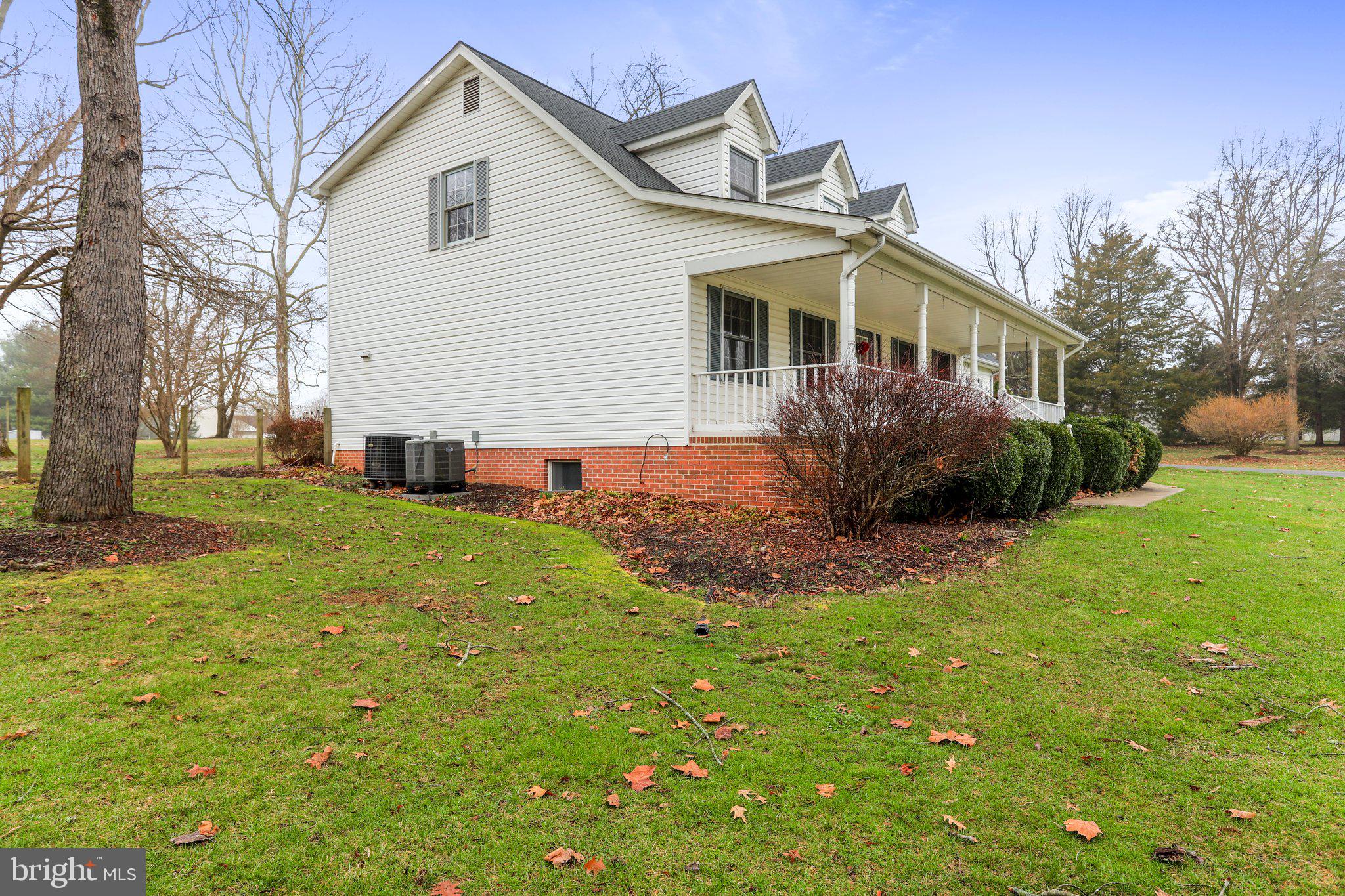 DEER MOUNTAIN ESTATES - Residential Lease