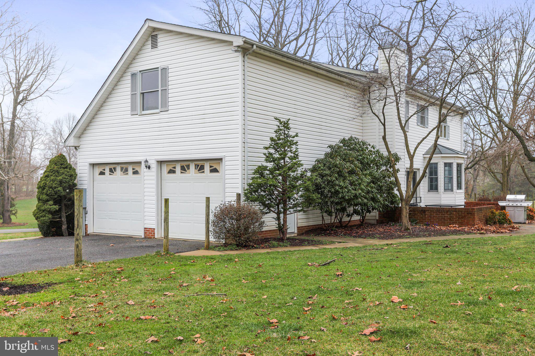 DEER MOUNTAIN ESTATES - Residential Lease