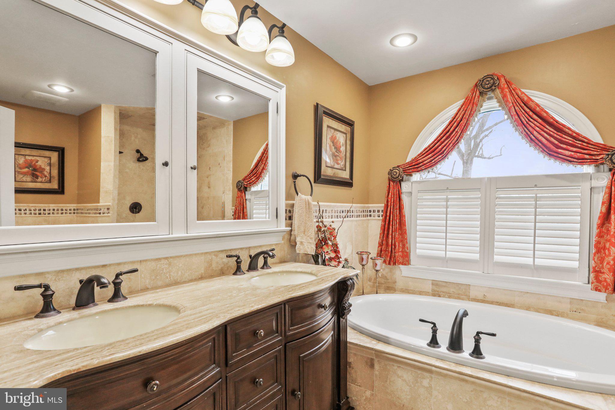 DEER MOUNTAIN ESTATES - Residential Lease