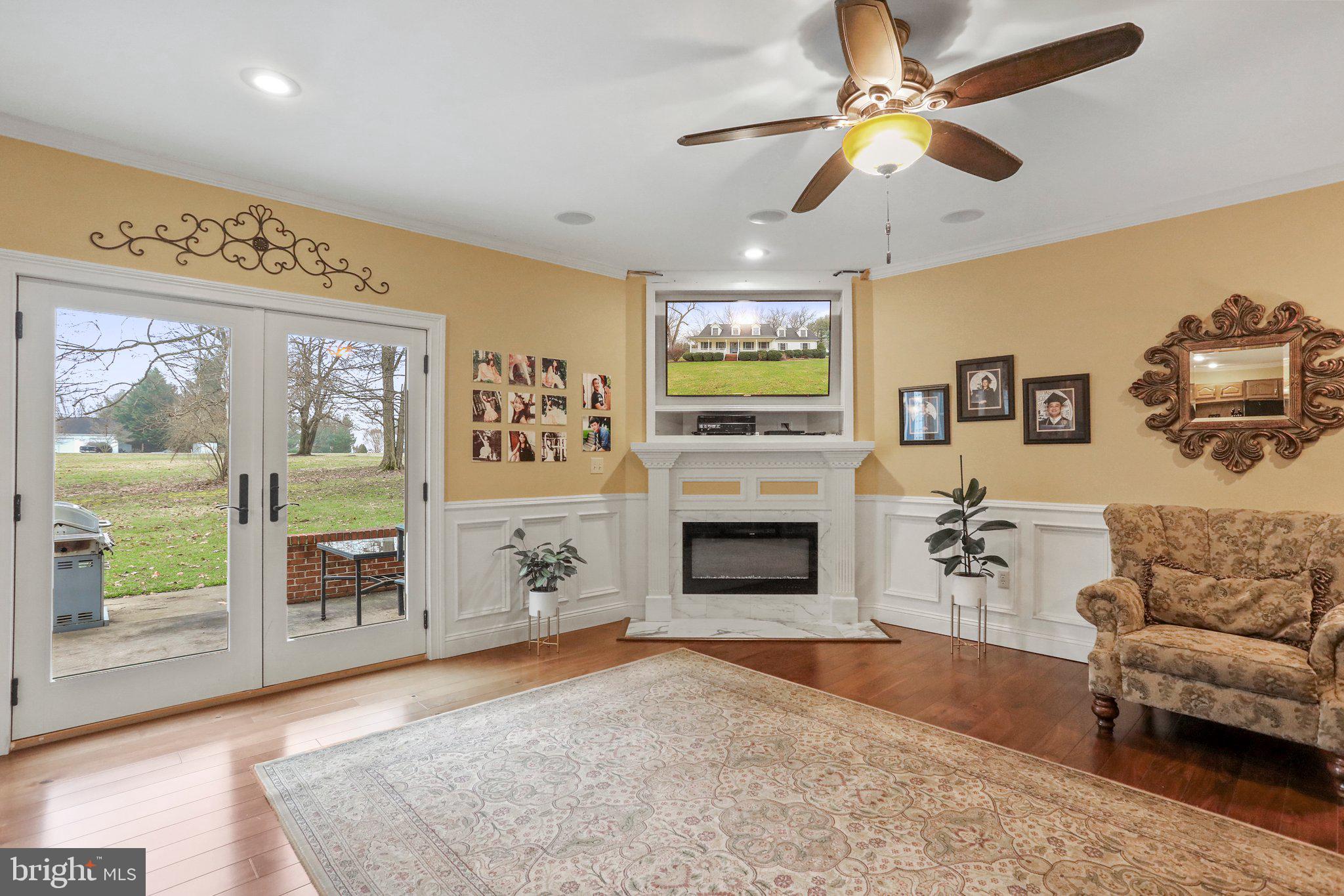 DEER MOUNTAIN ESTATES - Residential Lease