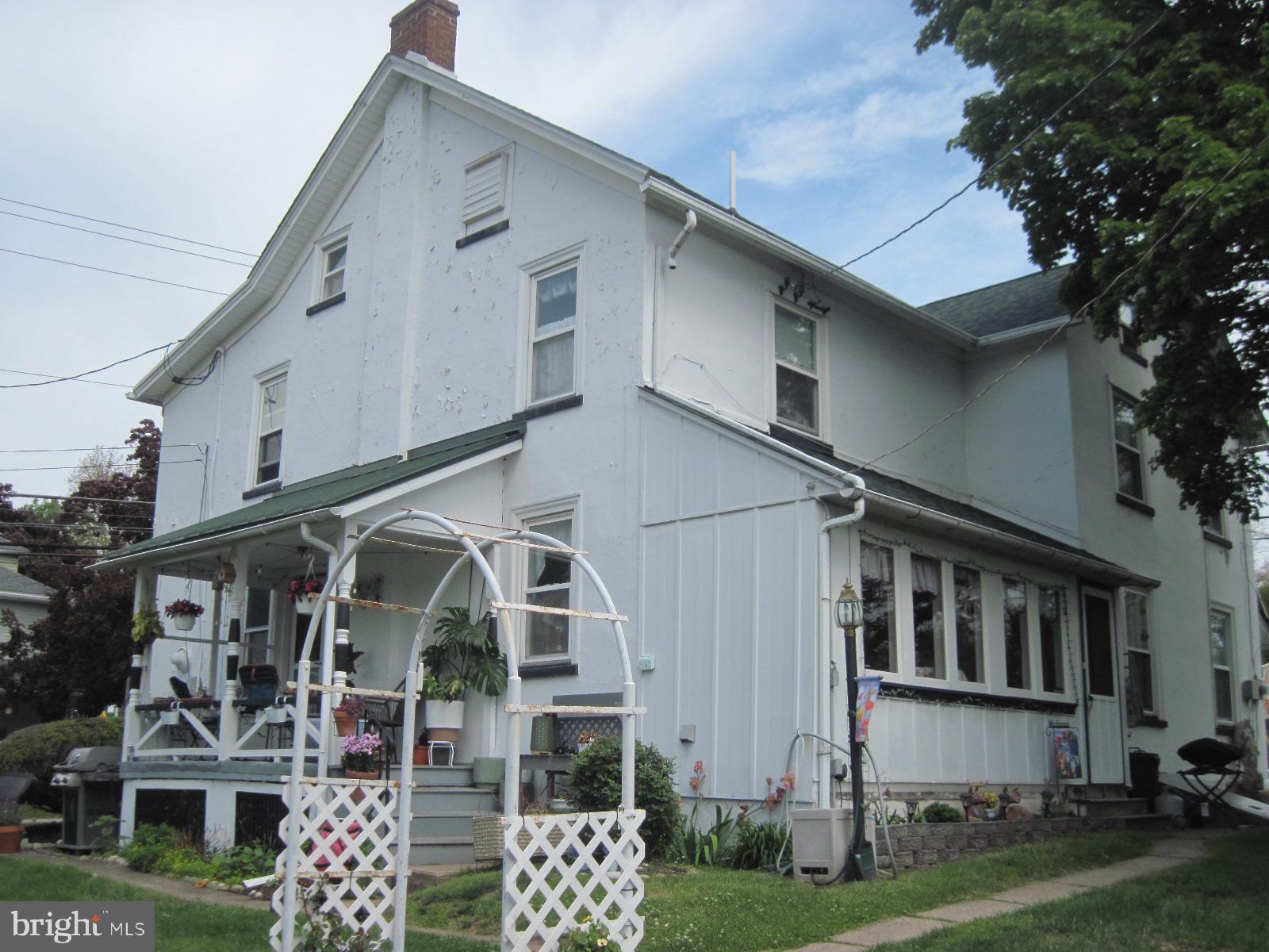 327 N 5TH STREET