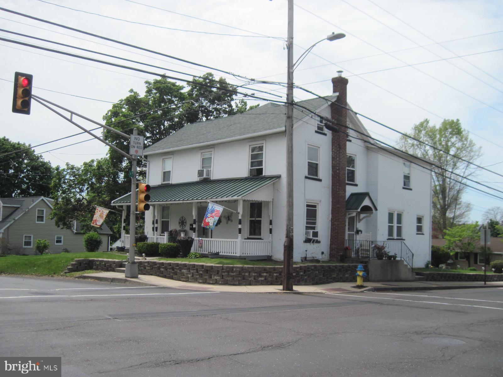 327 N 5TH STREET