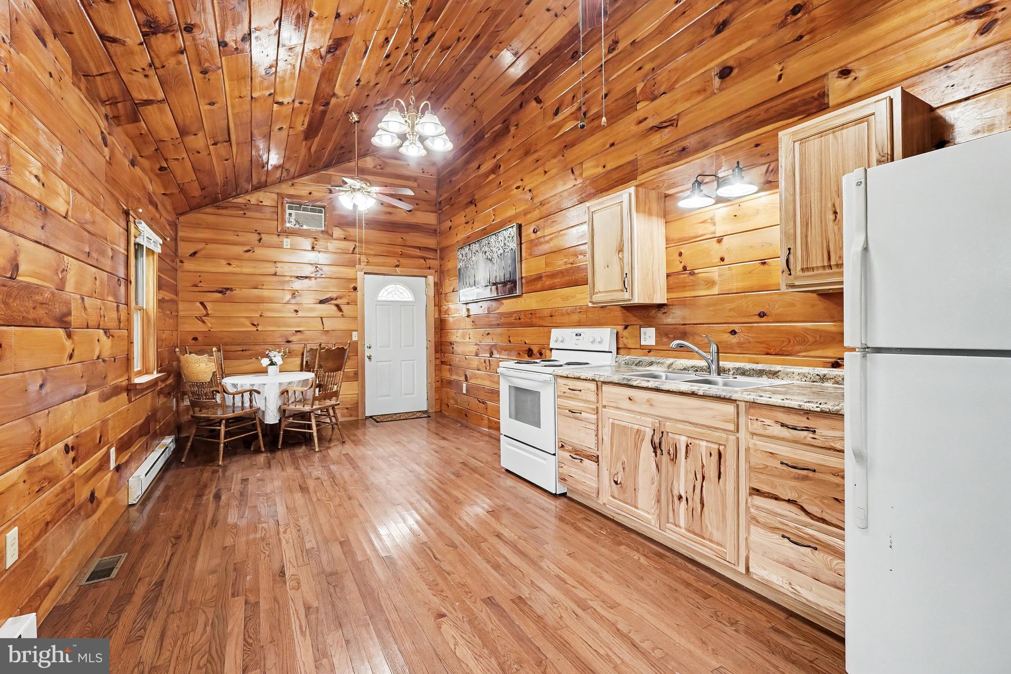 FRANKLIN TOWNSHIP - Residential