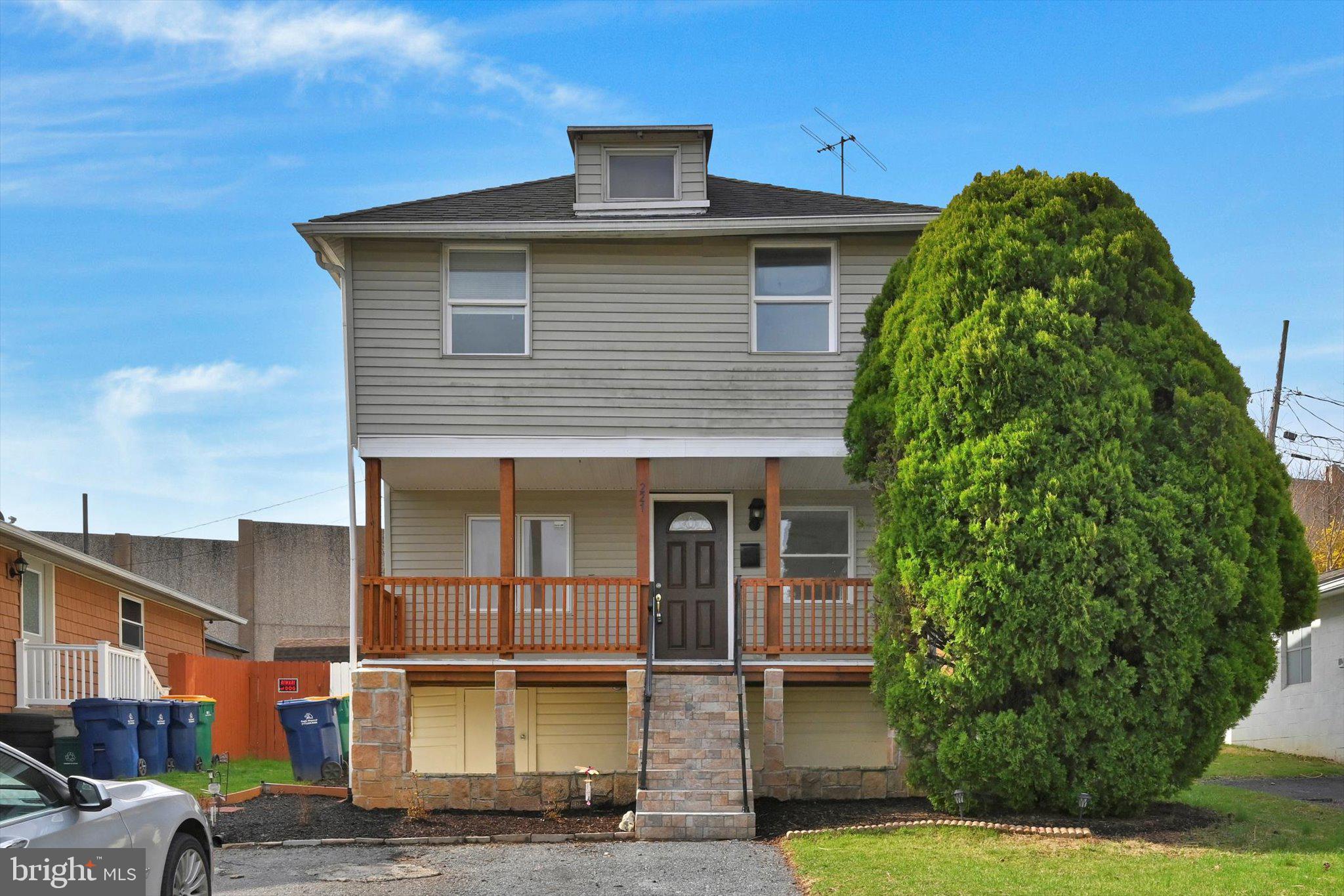 SPRINGTON VILLAGE - Residential