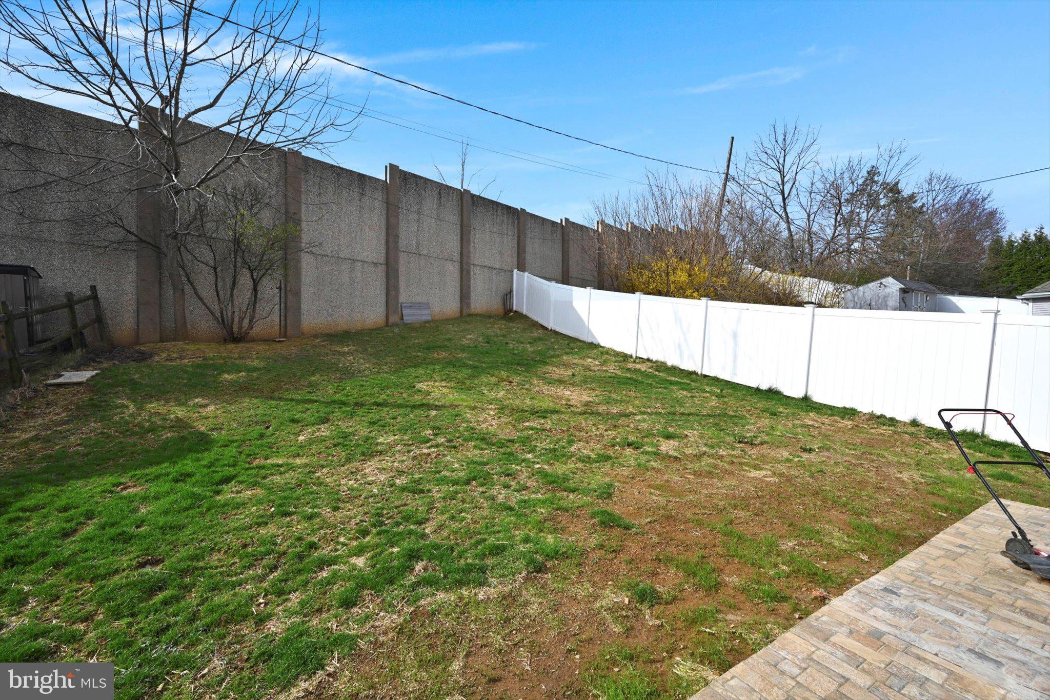 SPRINGTON VILLAGE - Residential