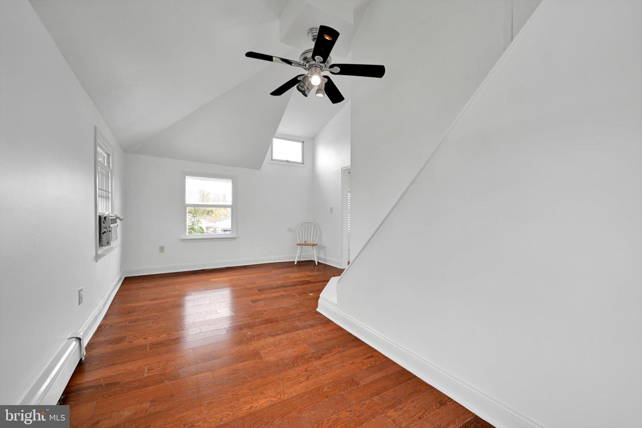 SPRINGTON VILLAGE - Residential