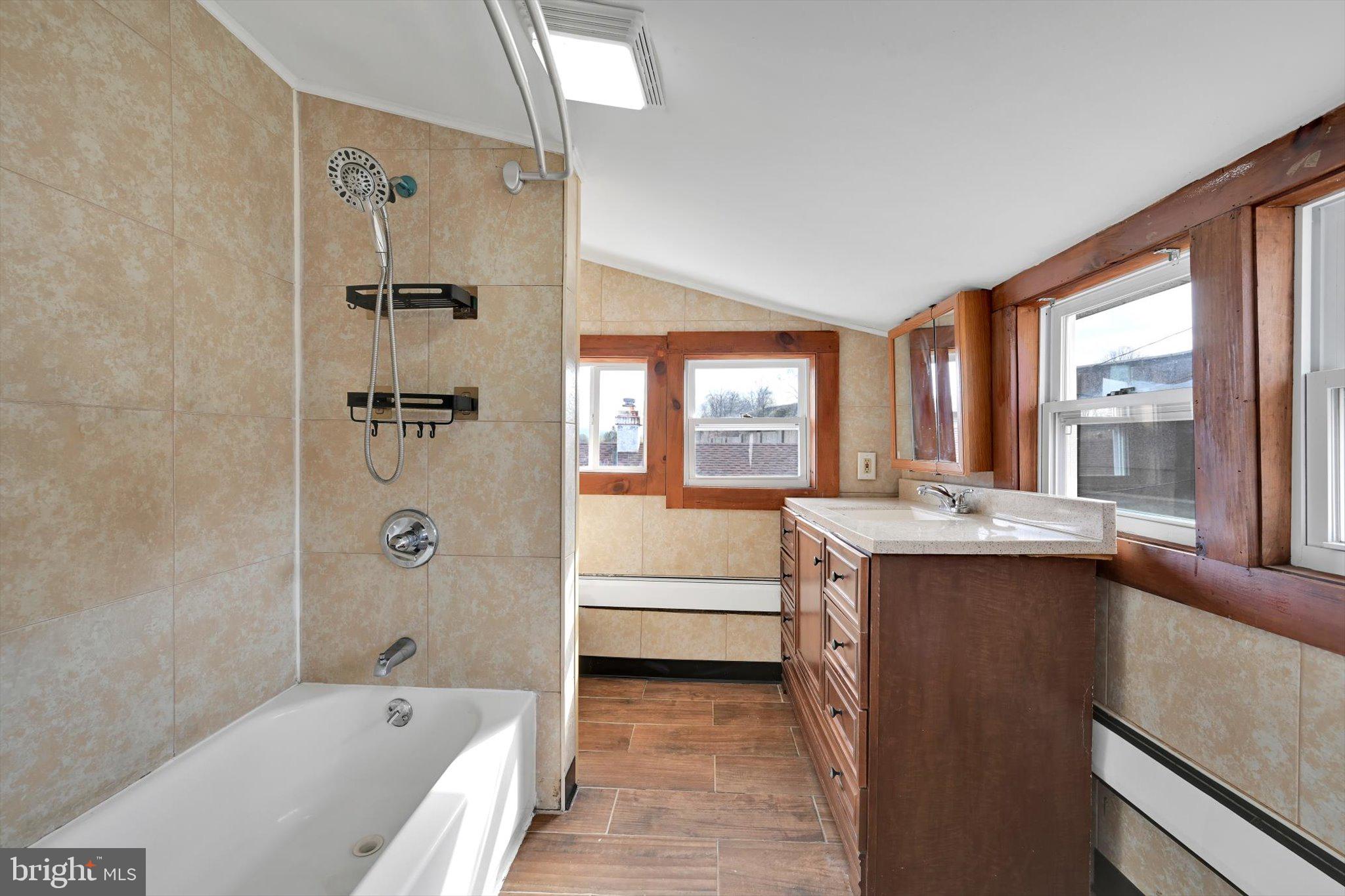 SPRINGTON VILLAGE - Residential