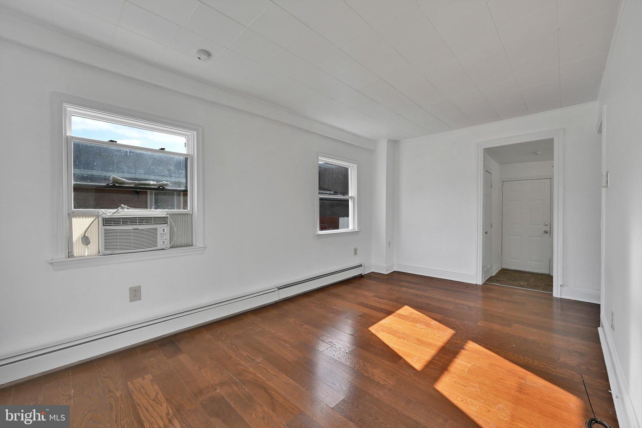 SPRINGTON VILLAGE - Residential