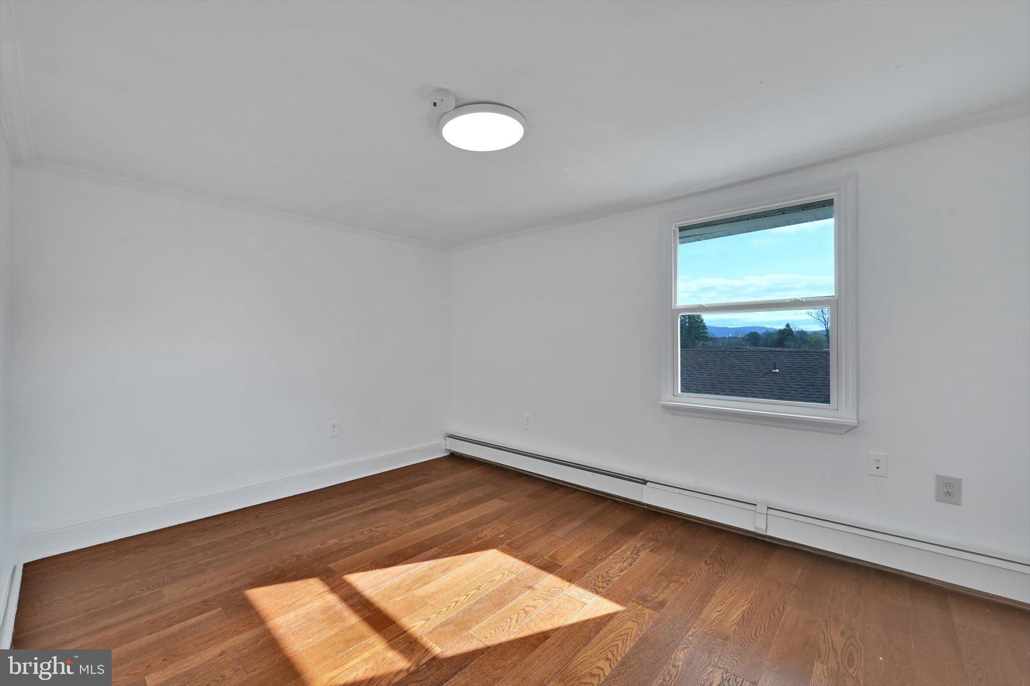 SPRINGTON VILLAGE - Residential