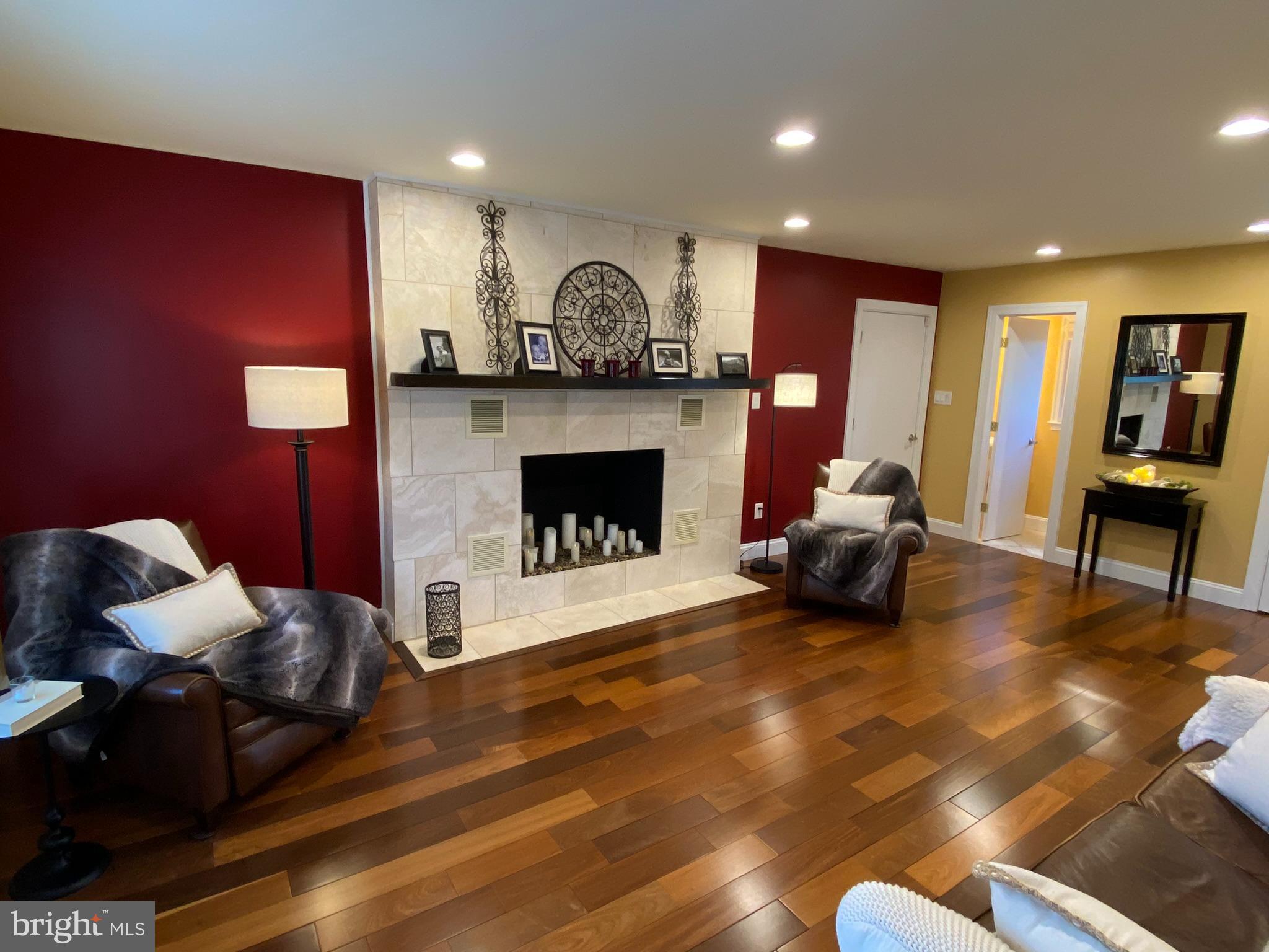 HOMEWOOD - Residential