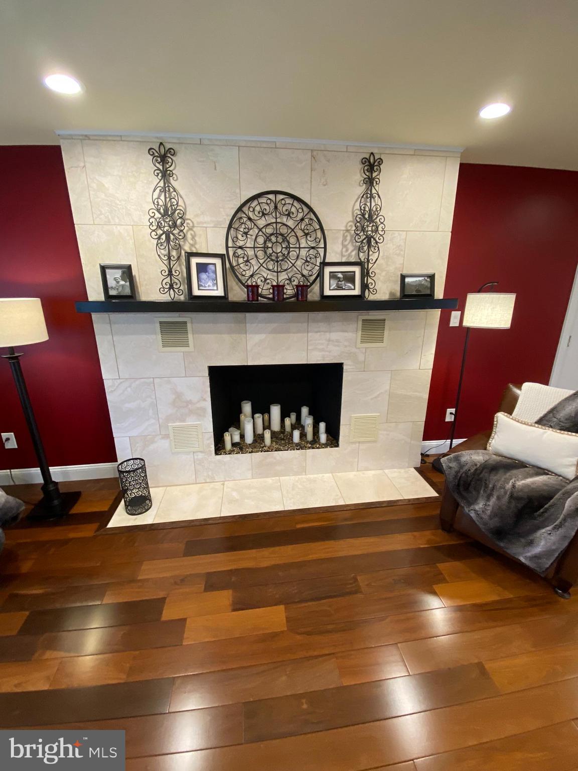 HOMEWOOD - Residential