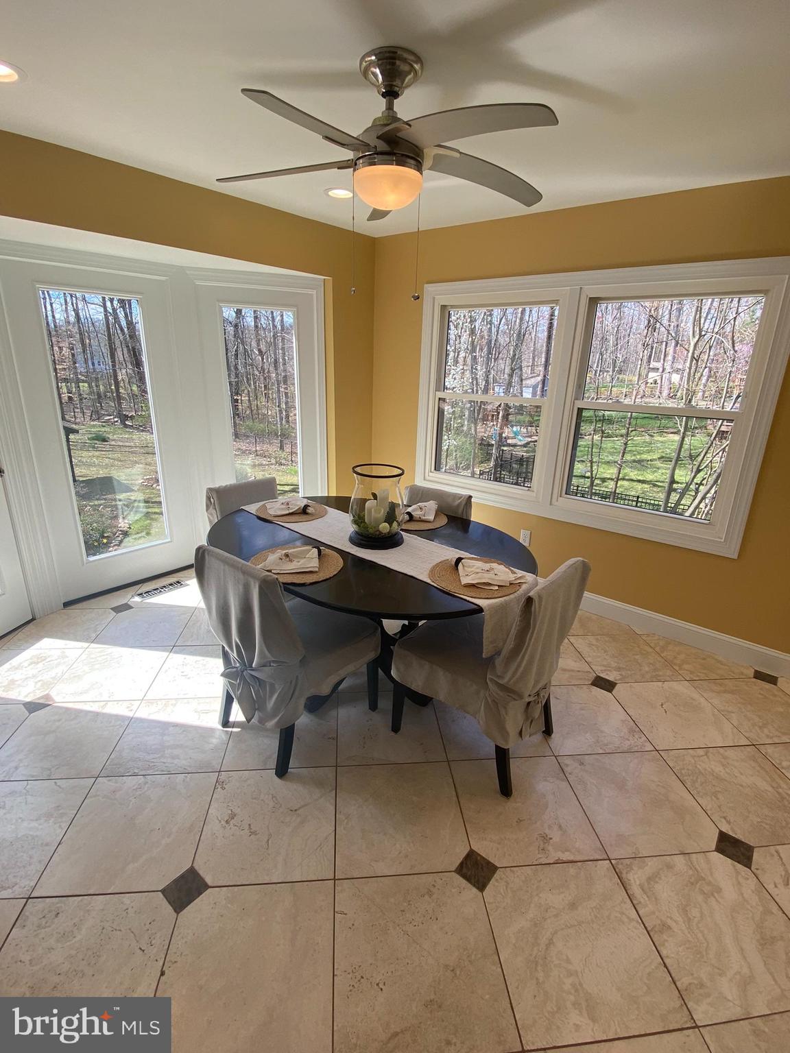 HOMEWOOD - Residential