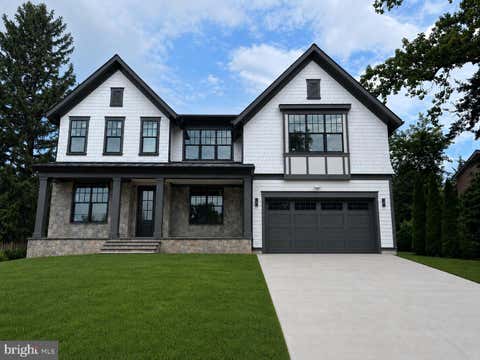 Photo of 6217 Plainview Road, BETHESDA, MD 20817 (MLS # MDMC2249532)