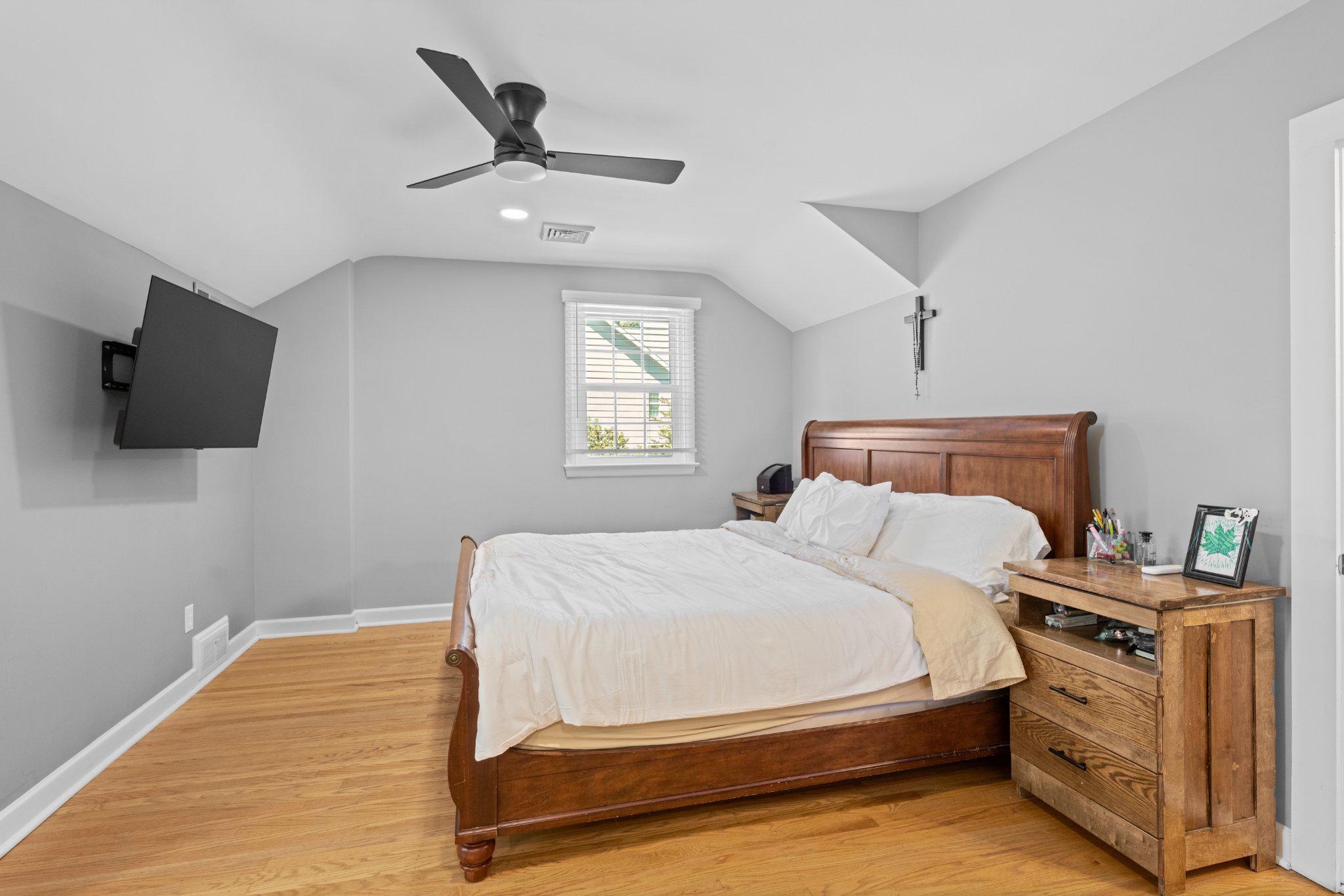 BRYN MAWR - Residential