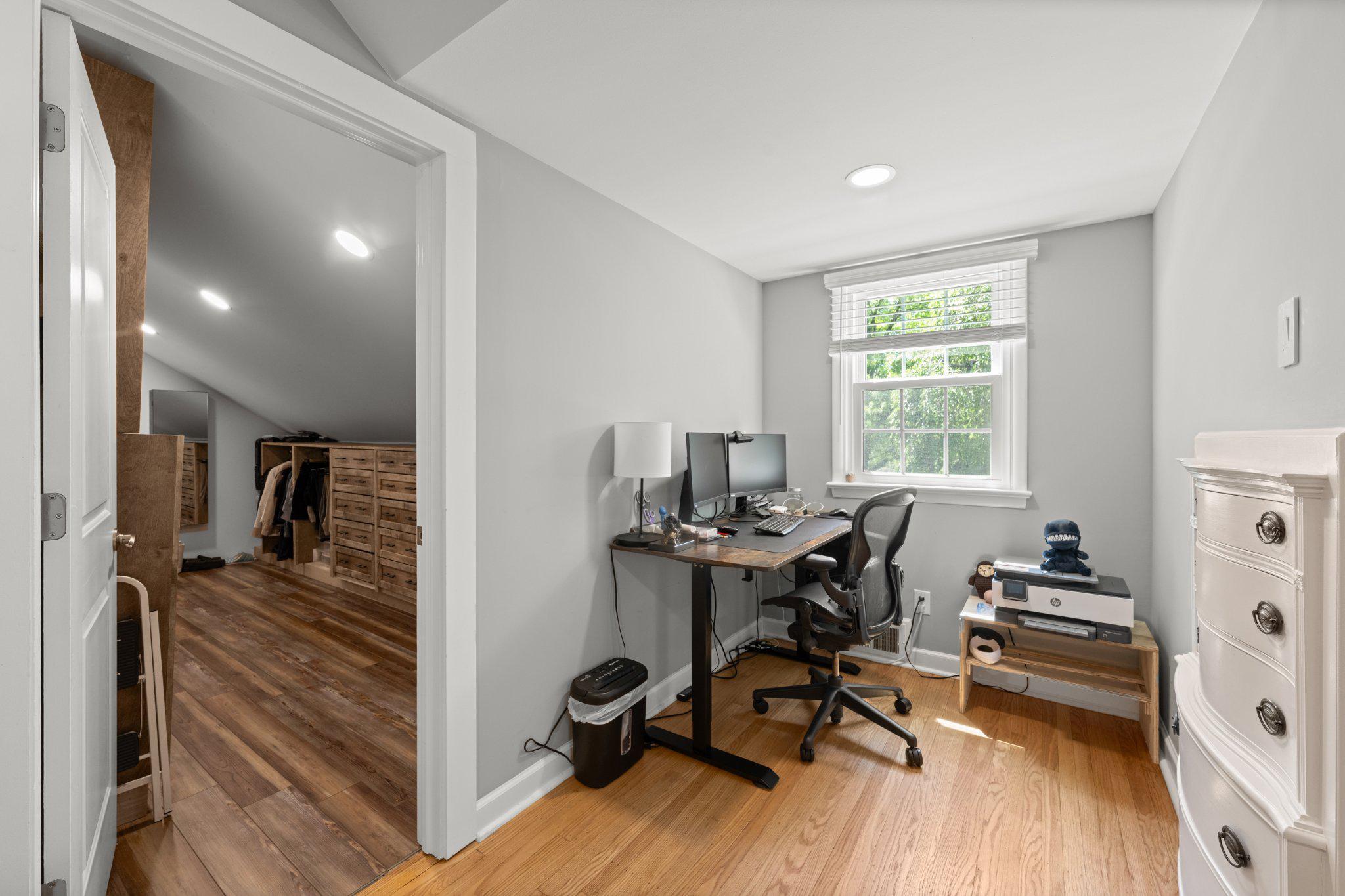 BRYN MAWR - Residential