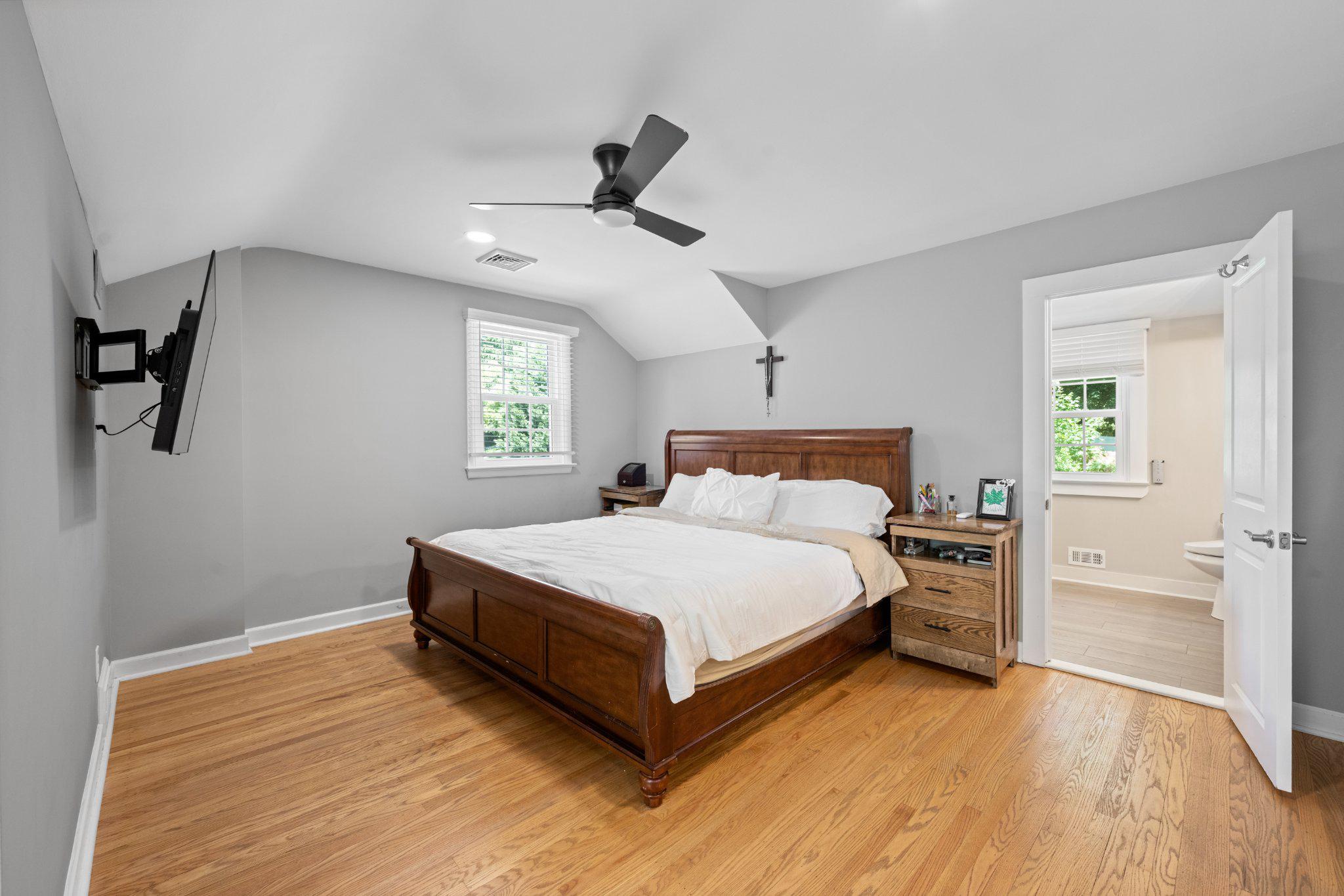 BRYN MAWR - Residential