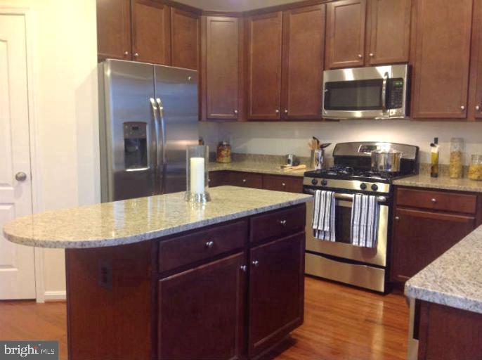 STONE RIDGE SOUTH - Residential Lease