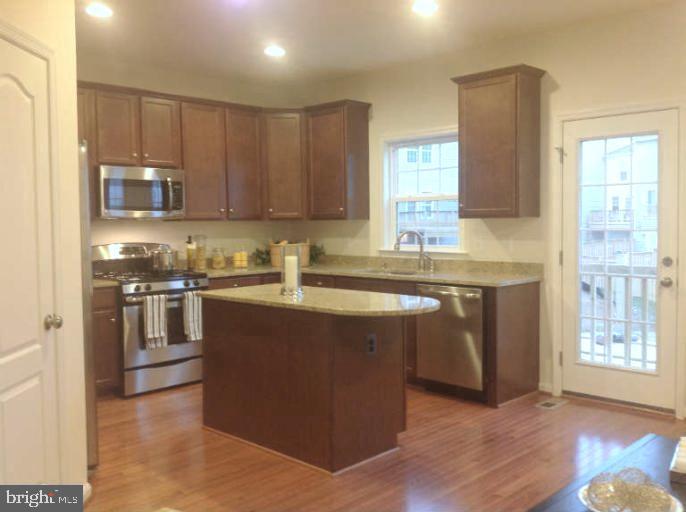 STONE RIDGE SOUTH - Residential Lease