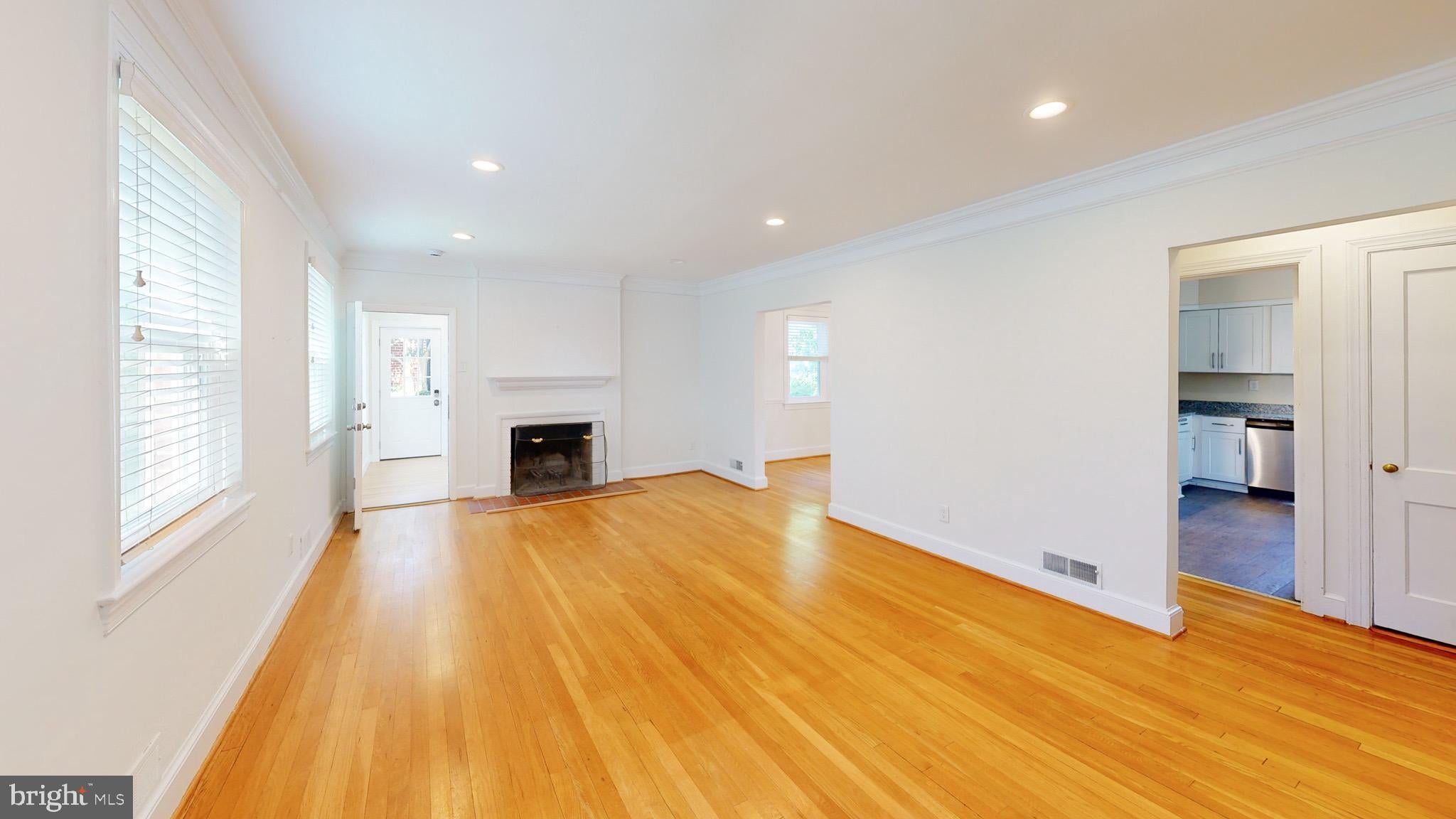 11 INDIAN SPRING DRIVE