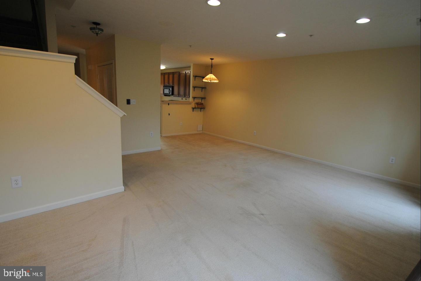 CRAIN SUMMIT - Residential Lease