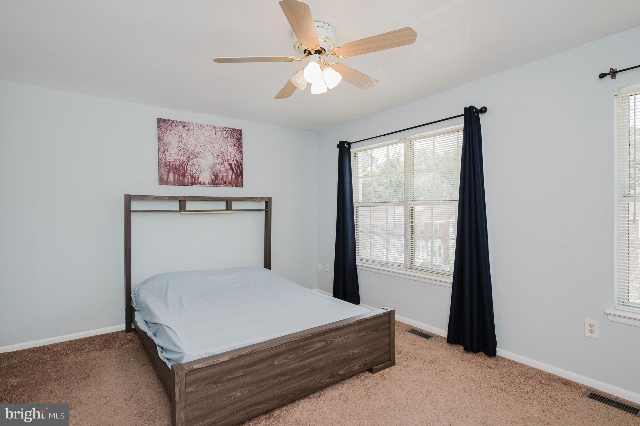 ROLLING CREST - Residential