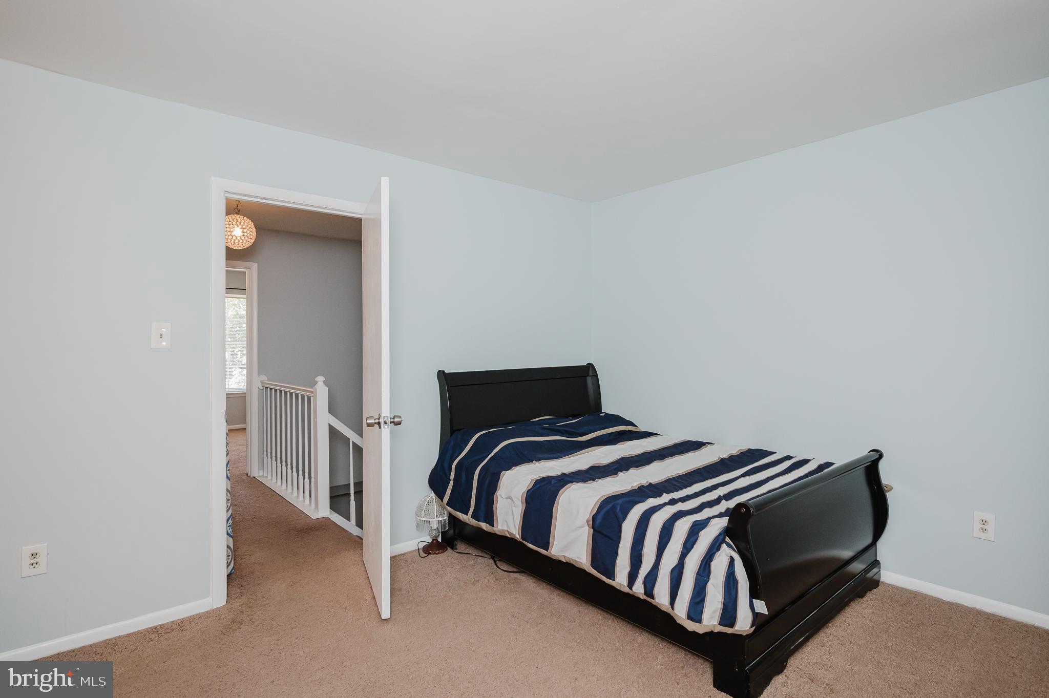 ROLLING CREST - Residential