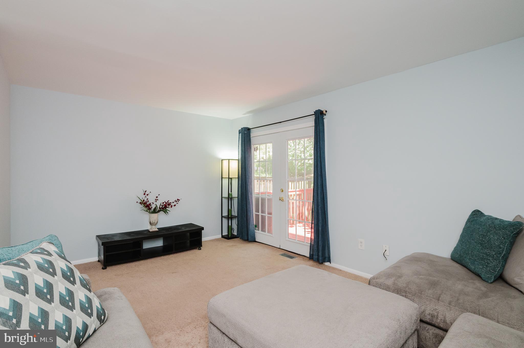 ROLLING CREST - Residential