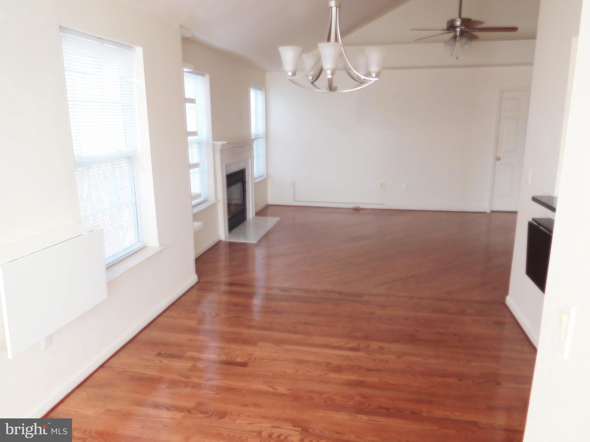 FOUNDERS WALK - Residential Lease