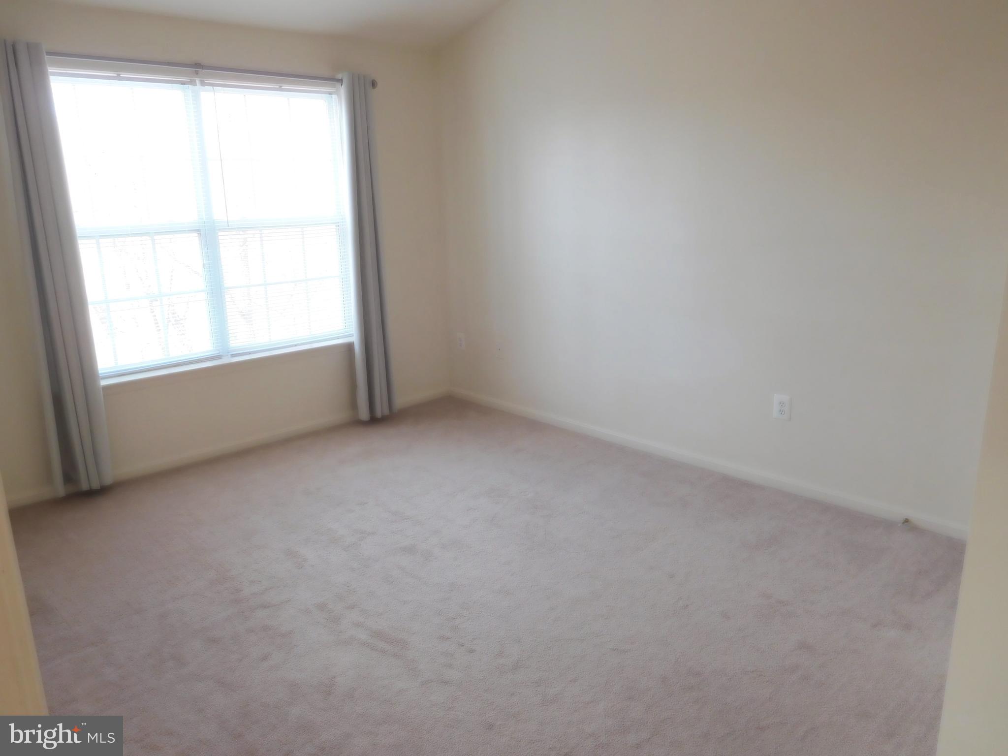 FOUNDERS WALK - Residential Lease