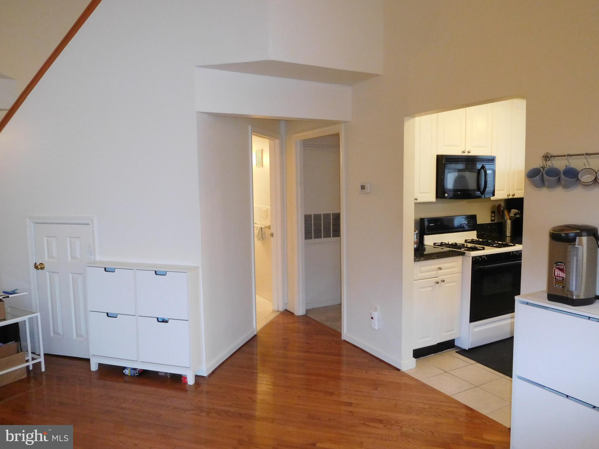 FOUNDERS WALK - Residential Lease