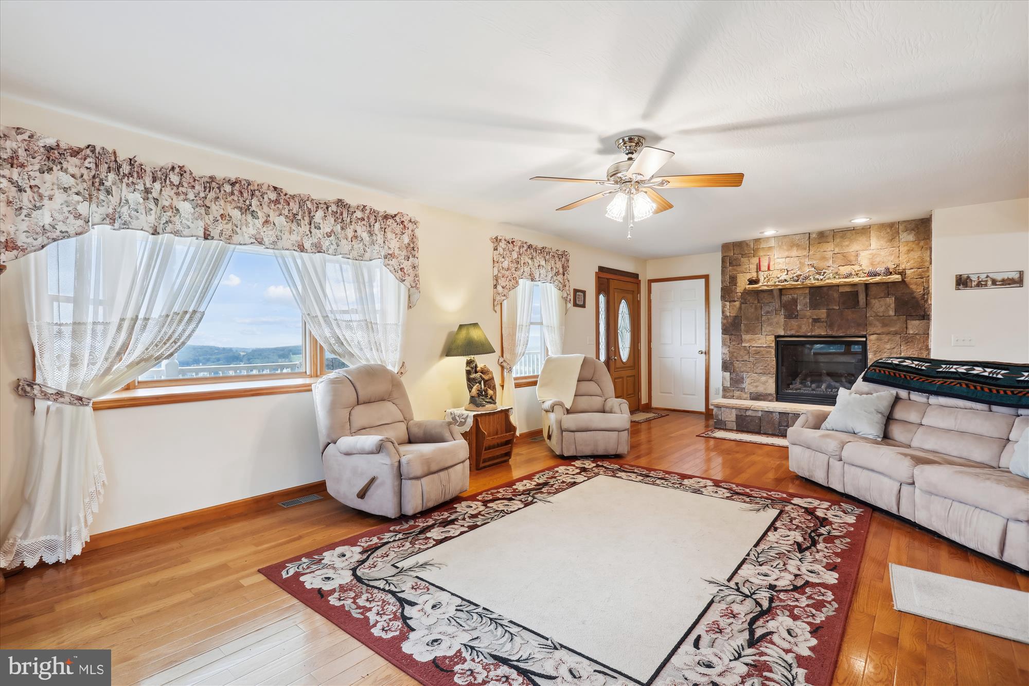 417 GREENWOOD RIDGE ROAD