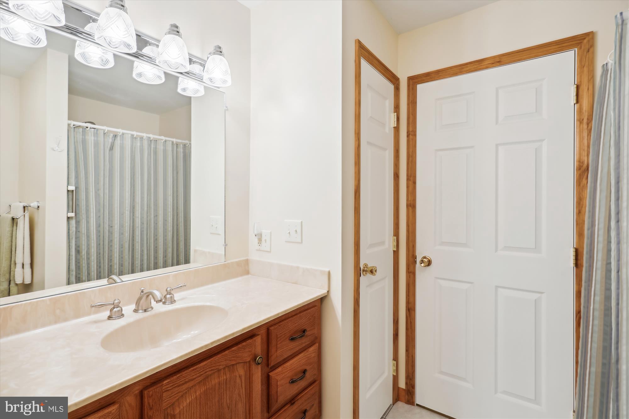 GREENWOOD RIDGE - Residential