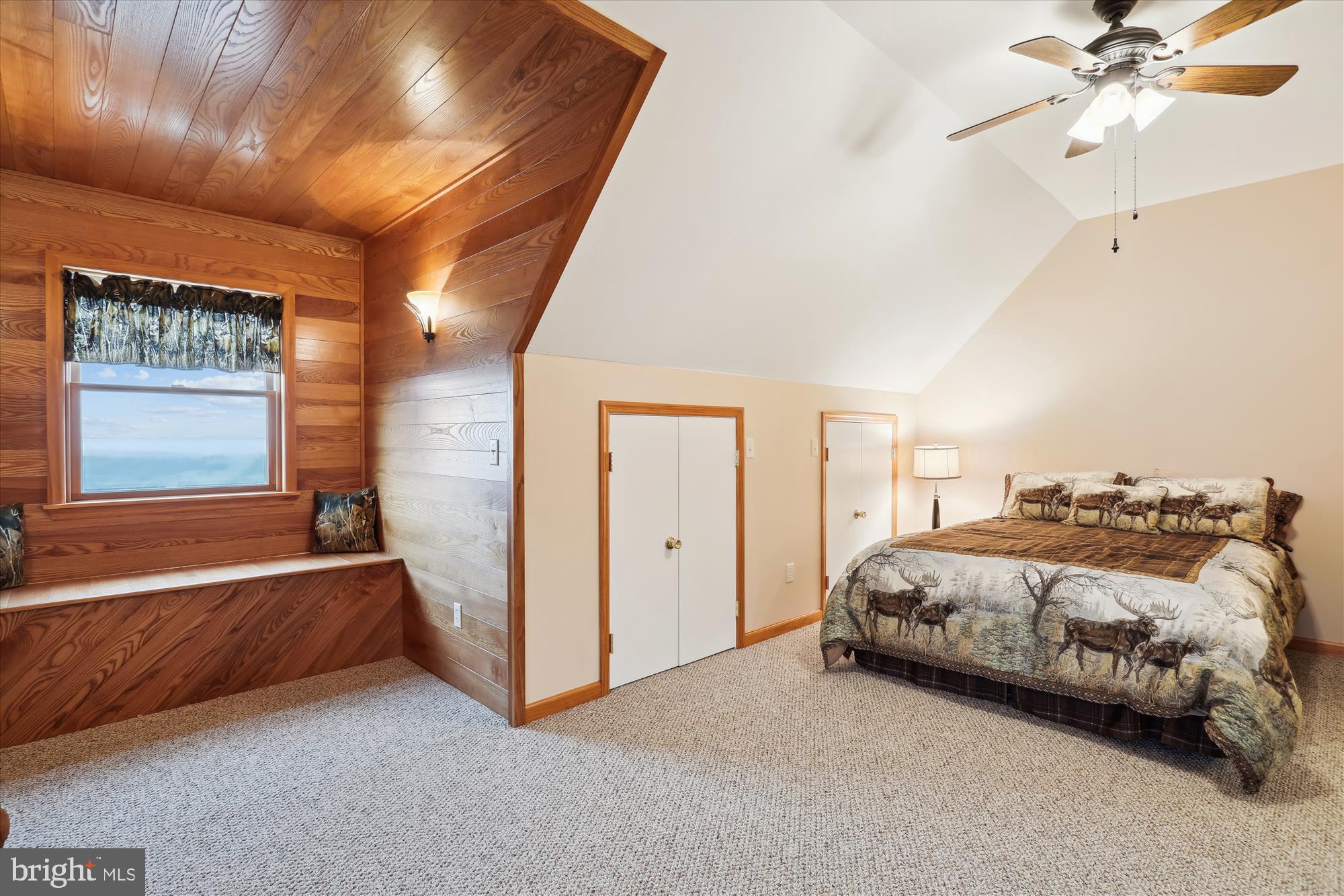 GREENWOOD RIDGE - Residential